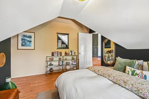 175 West Burlington Street Riverside IL 60546