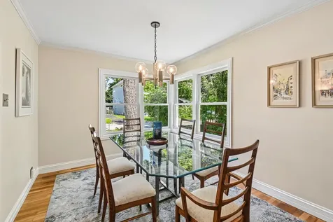 175 West Burlington Street Riverside IL 60546