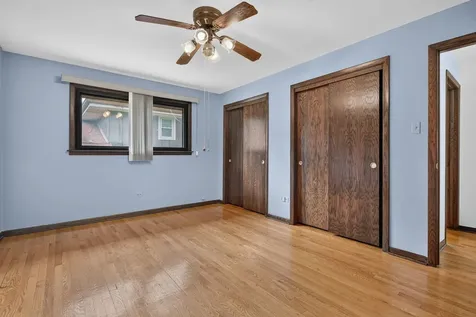 8118 Gladys Lane Palos Hills IL 60465