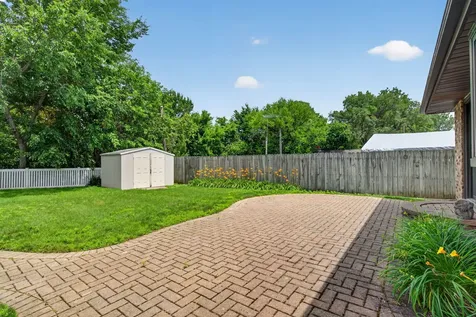 8118 Gladys Lane Palos Hills IL 60465