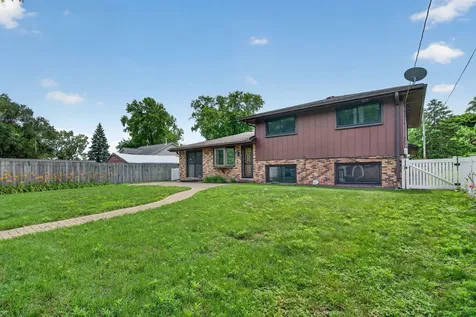 8118 Gladys Lane Palos Hills IL 60465