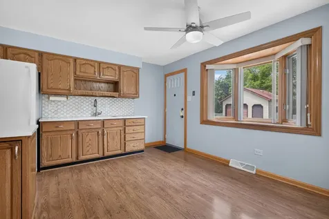 8118 Gladys Lane Palos Hills IL 60465
