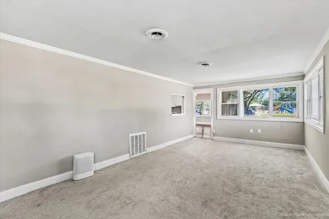 5016 Oak Center Drive Oak Lawn IL 60453