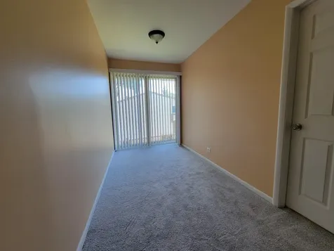 790 Overland Court Roselle IL 60172