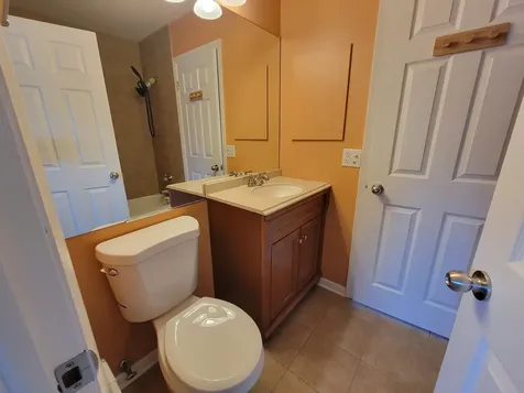 790 Overland Court Roselle IL 60172