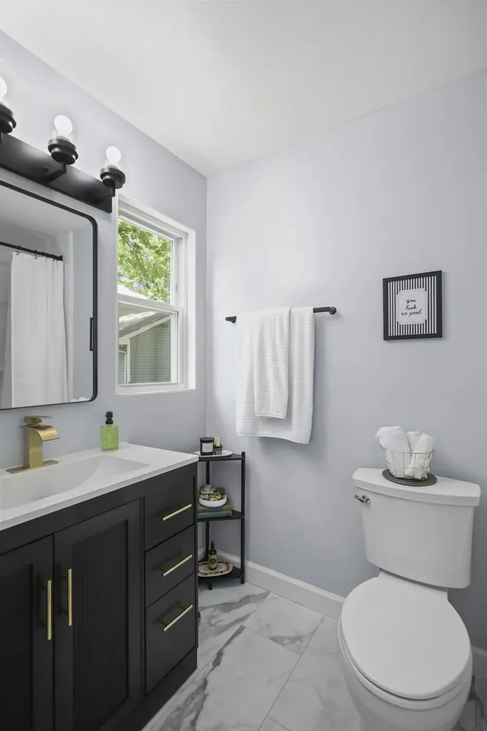 1412 Creighton Avenue Naperville IL 60565