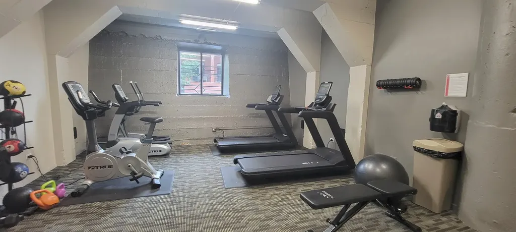 1525 South Sangamon Street Chicago IL 60608