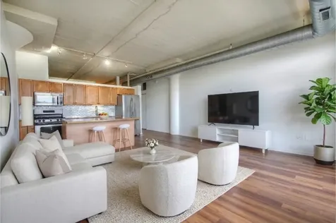 1525 South Sangamon Street Chicago IL 60608