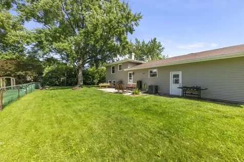 5s481 Glenoban Drive Naperville IL 60563