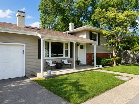 5s481 Glenoban Drive Naperville IL 60563