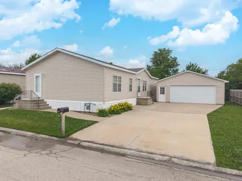 501 Michael Lane Chenoa IL 61726