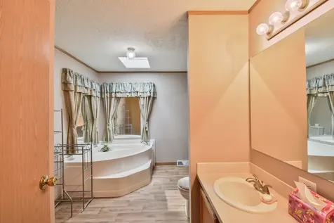 501 Michael Lane Chenoa IL 61726