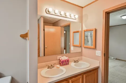 501 Michael Lane Chenoa IL 61726