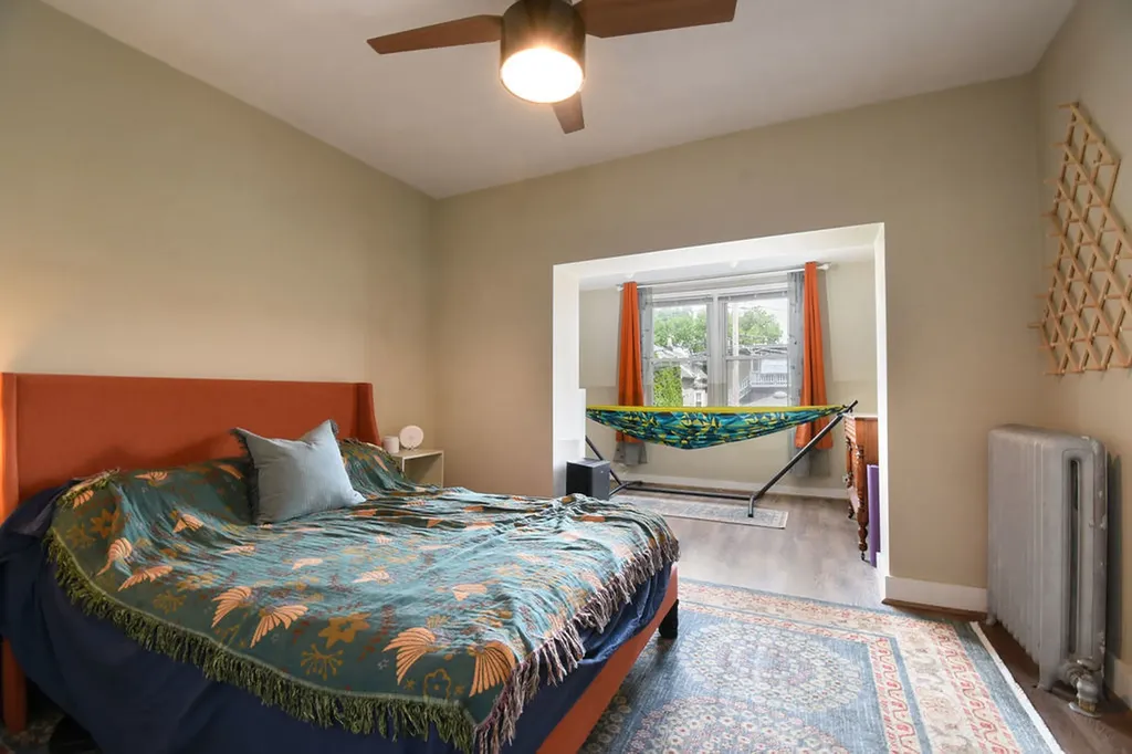 1730 West Foster Avenue Chicago IL 60640