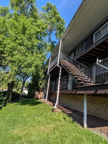 75 North Lyle Avenue Elgin IL 60123