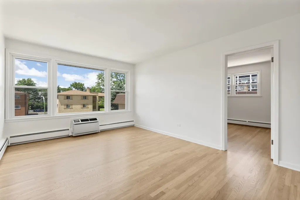 5947 North Odell Avenue Chicago IL 60631