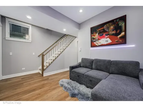 2506 North Southport Avenue Chicago IL 60614