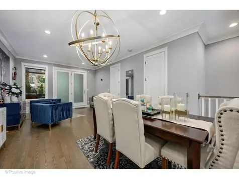 2506 North Southport Avenue Chicago IL 60614