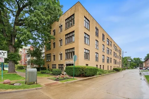 1136 Ontario Street Oak Park IL 60302