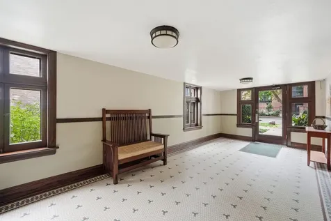 1136 Ontario Street Oak Park IL 60302