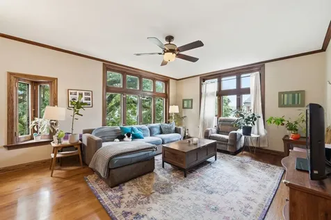 1136 Ontario Street Oak Park IL 60302