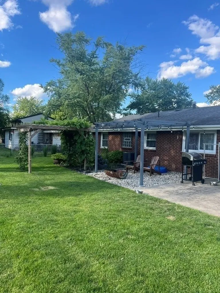 630 Dartmouth Lane Schaumburg IL 60193