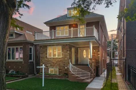 7234 North Hamilton Avenue Chicago IL 60645