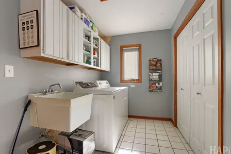 143 Mccullom Street Crystal Lake IL 60014