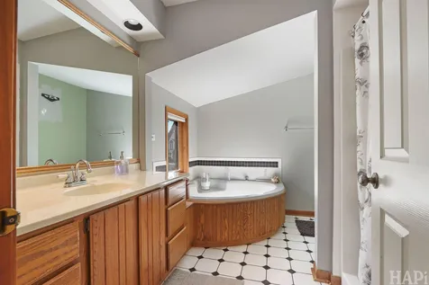 143 Mccullom Street Crystal Lake IL 60014