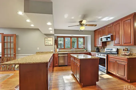 143 Mccullom Street Crystal Lake IL 60014
