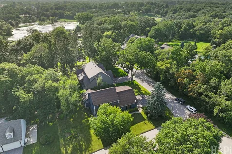 143 Mccullom Street Crystal Lake IL 60014