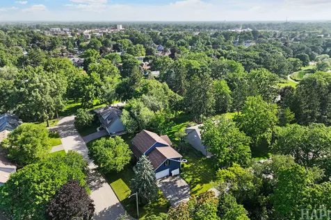 143 Mccullom Street Crystal Lake IL 60014