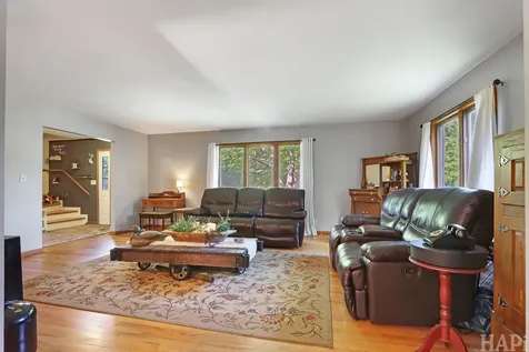 143 Mccullom Street Crystal Lake IL 60014