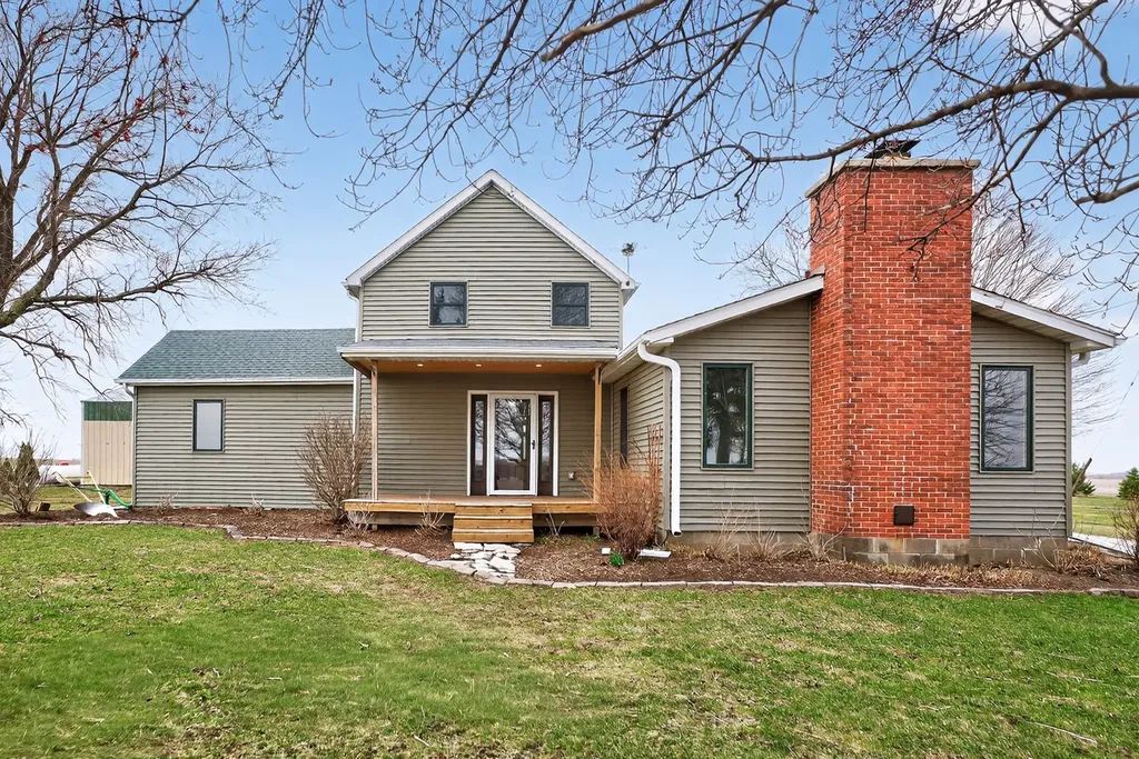 17093 Somonauk Road Dekalb IL 60115