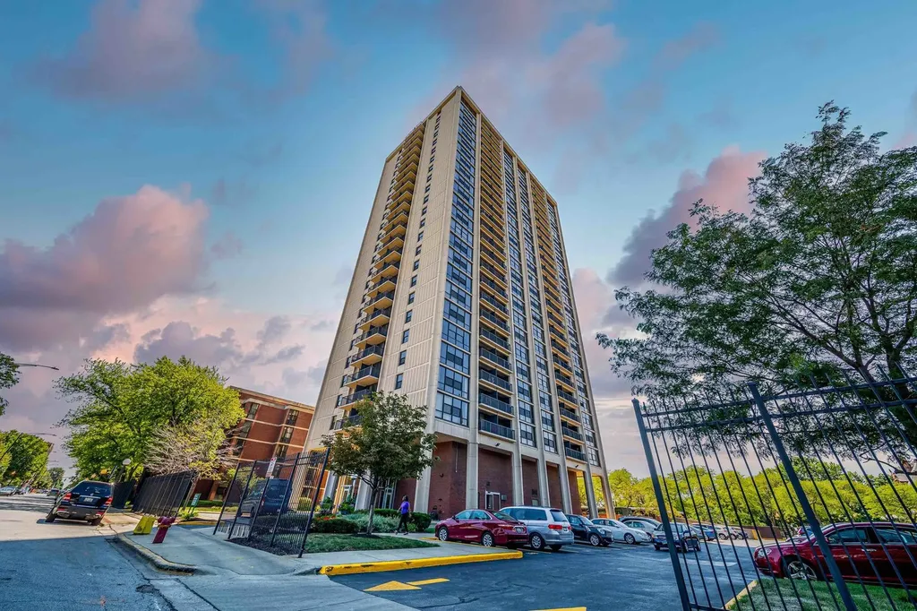 3001 South Michigan Avenue Chicago IL 60616
