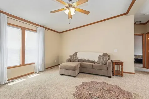 242 Fox Lane Belvidere IL 61008