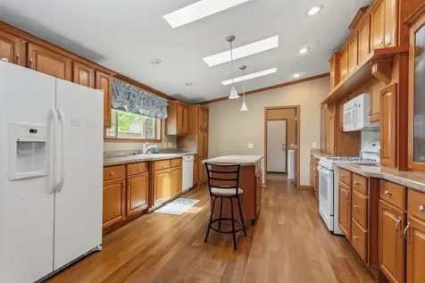 242 Fox Lane Belvidere IL 61008