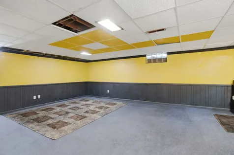 1414 23RD Avenue East Moline IL 61244