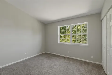 4709 Southhampton Drive Island Lake IL 60042
