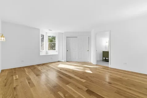48 Birchwood Avenue Deerfield IL 60015