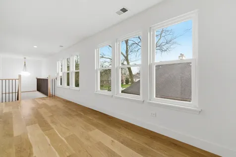 48 Birchwood Avenue Deerfield IL 60015