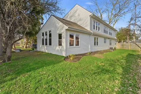 48 Birchwood Avenue Deerfield IL 60015