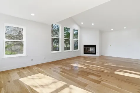 48 Birchwood Avenue Deerfield IL 60015
