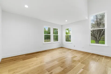 48 Birchwood Avenue Deerfield IL 60015