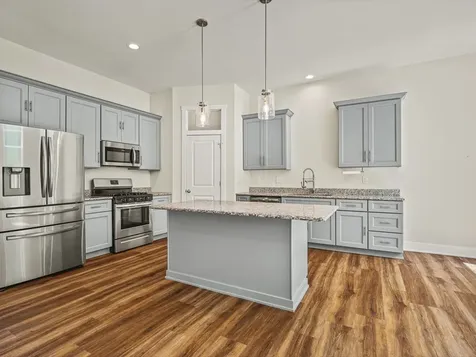 4348 Woodcliff Lane Roscoe IL 61073