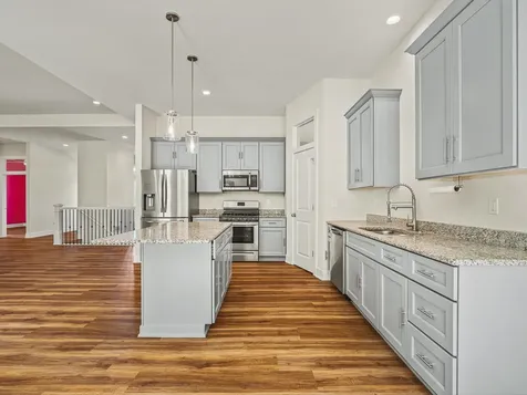 4348 Woodcliff Lane Roscoe IL 61073