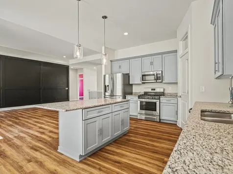 4348 Woodcliff Lane Roscoe IL 61073
