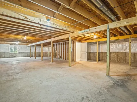 4348 Woodcliff Lane Roscoe IL 61073