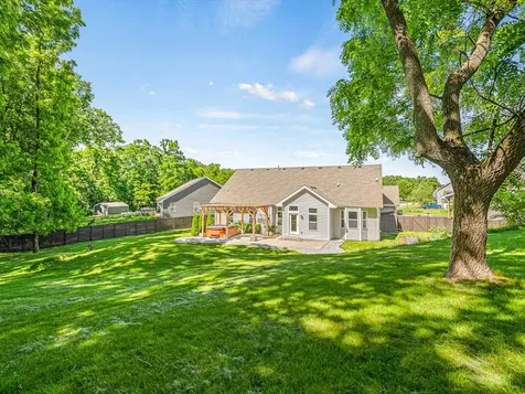 4348 Woodcliff Lane Roscoe IL 61073