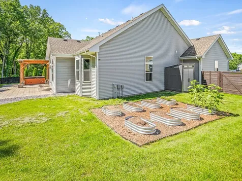 4348 Woodcliff Lane Roscoe IL 61073